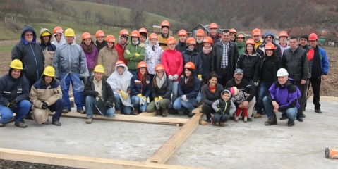 The entire AMS-BFA team plus many foreman from Habitat for Humanity and special guests from the local community.